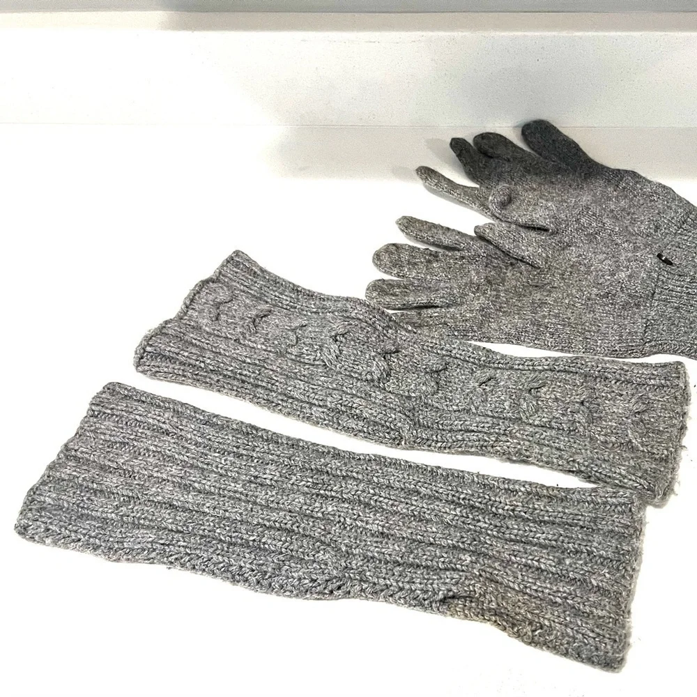 Two piece glove and arm warmer set